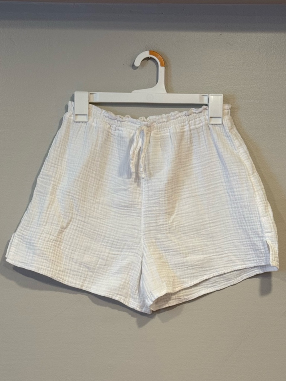Kona Sol Pull-On Cover Up Shorts Women’s Small Elastic Waist White Linen - Picture 2 of 7